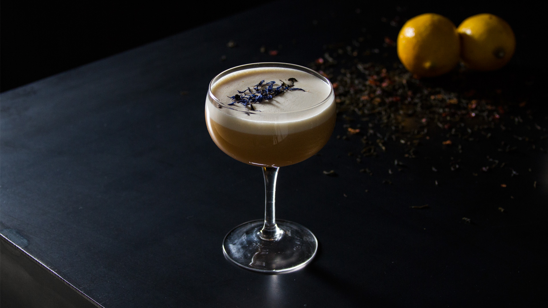 Tea Infused Whiskey Sour Drinksss